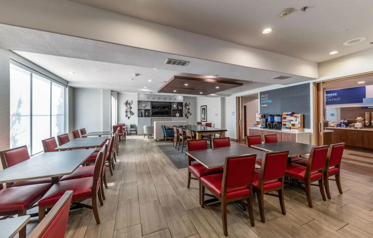Holiday Inn Express & Suites Fort Worth - Fossil Creek By Ihg Luaran gambar