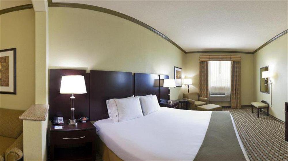 Holiday Inn Express & Suites Fort Worth - Fossil Creek By Ihg Luaran gambar