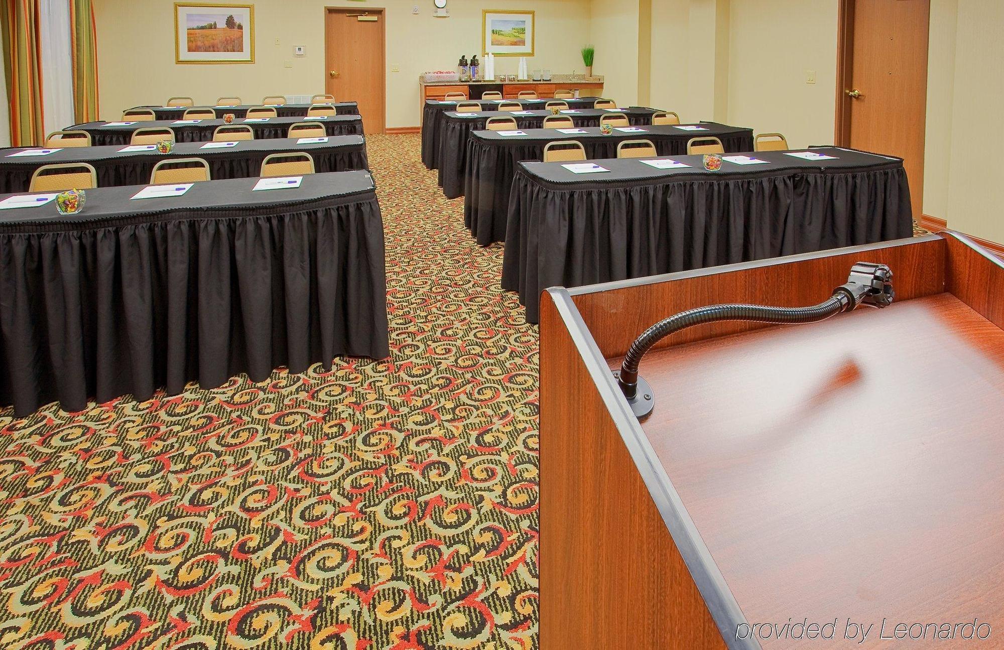 Holiday Inn Express & Suites Fort Worth - Fossil Creek By Ihg Kemudahan gambar