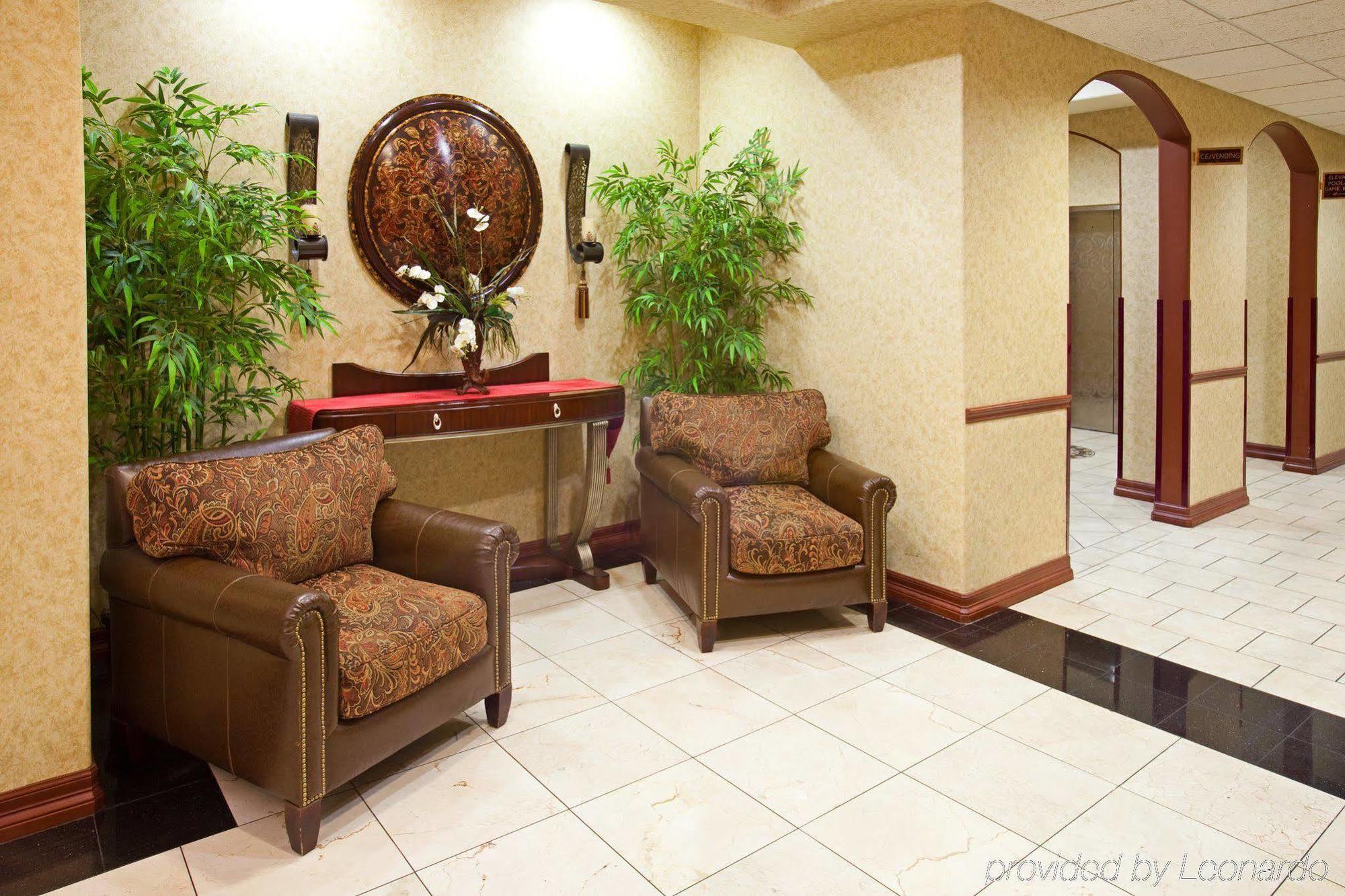 Holiday Inn Express & Suites Fort Worth - Fossil Creek By Ihg Dalaman gambar